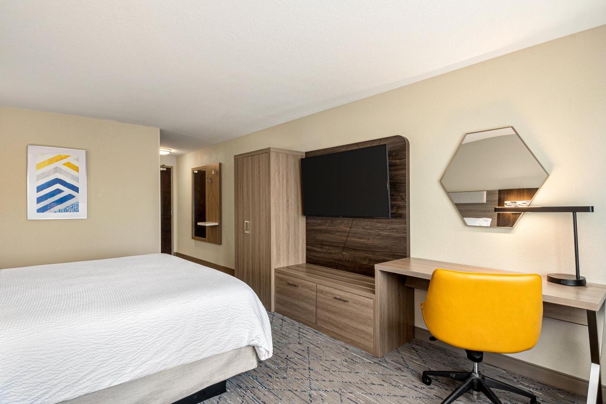 Holiday Inn Express Richmond By Ihg Exteriör bild