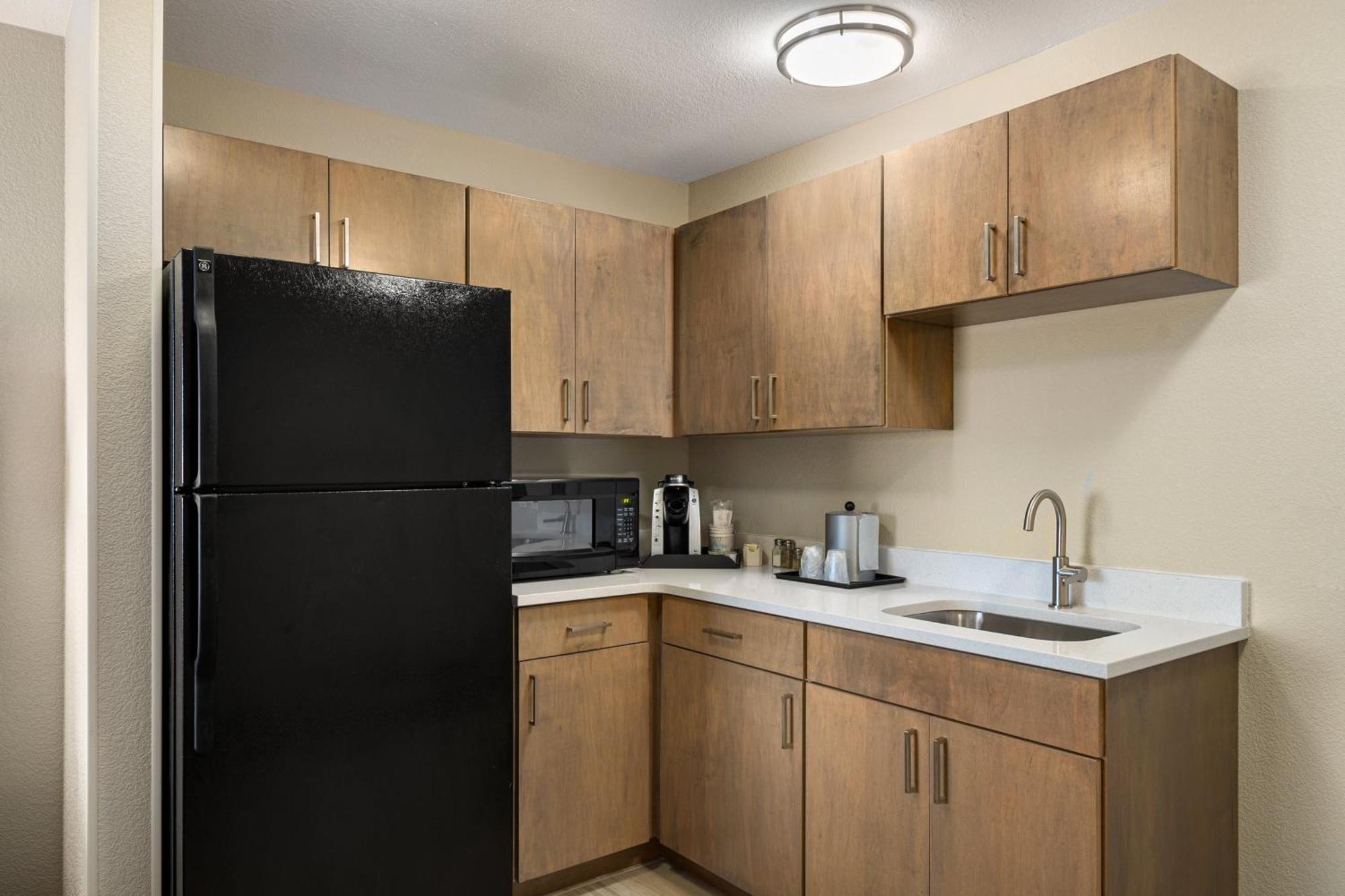 Holiday Inn Express Richmond By Ihg Exteriör bild